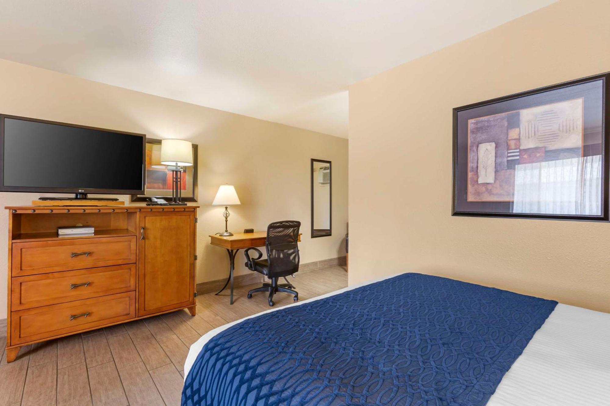 Best Western Sunset Inn Cody Exterior photo
